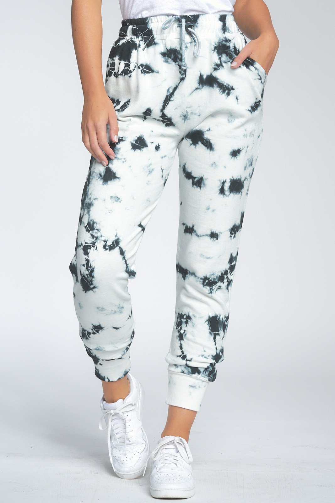 FTT2092_B-TD_004812_1067x