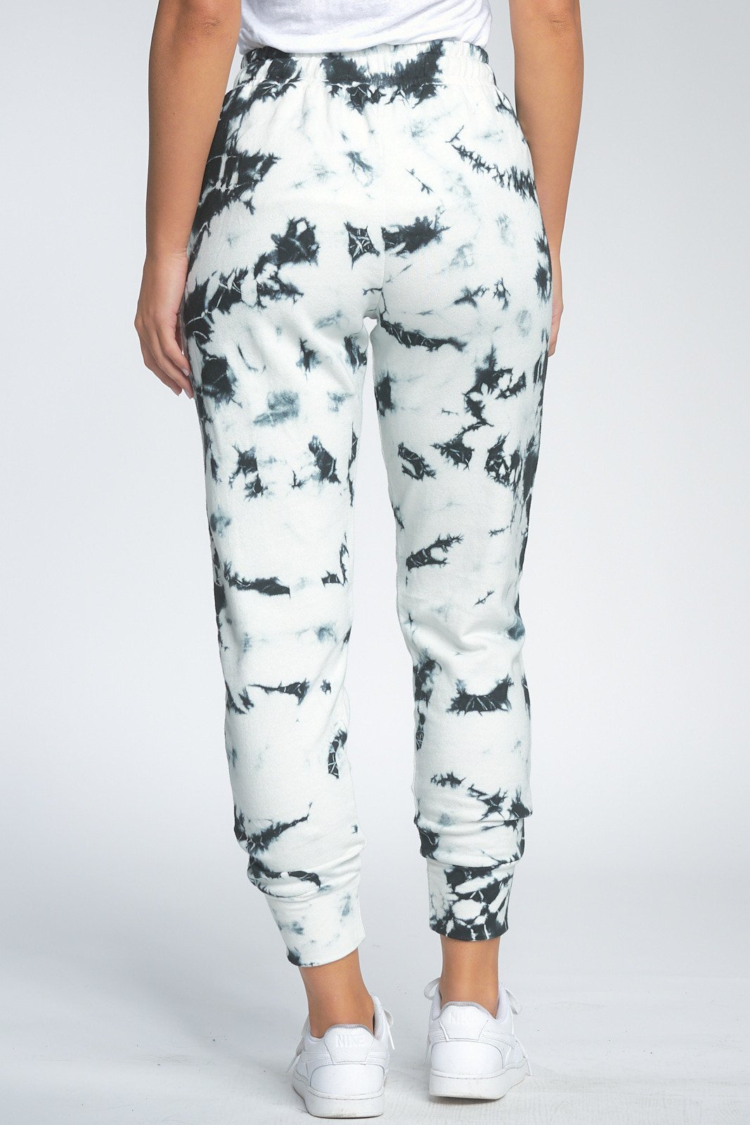 FTT2092_B-TD_00496_1067x